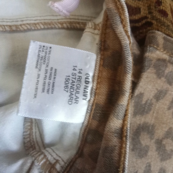 Old Navy leopard print jeggings - Picture 3 of 3